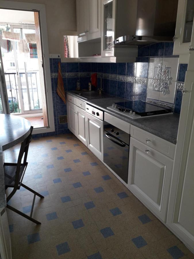 Chambre B2 Dans Un Appartement En Colocation 마르세유 외부 사진